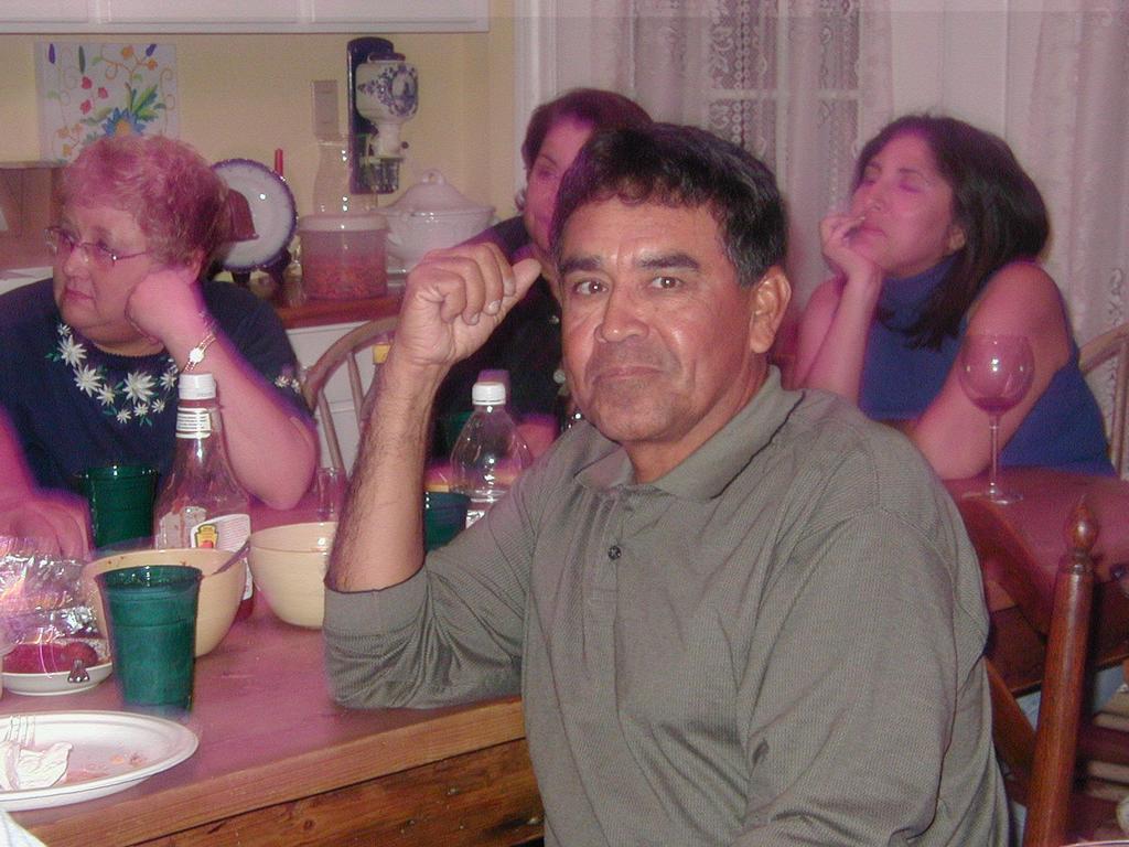 2002/11(November)/Thanksgiving/1024x768_PB290044.JPG