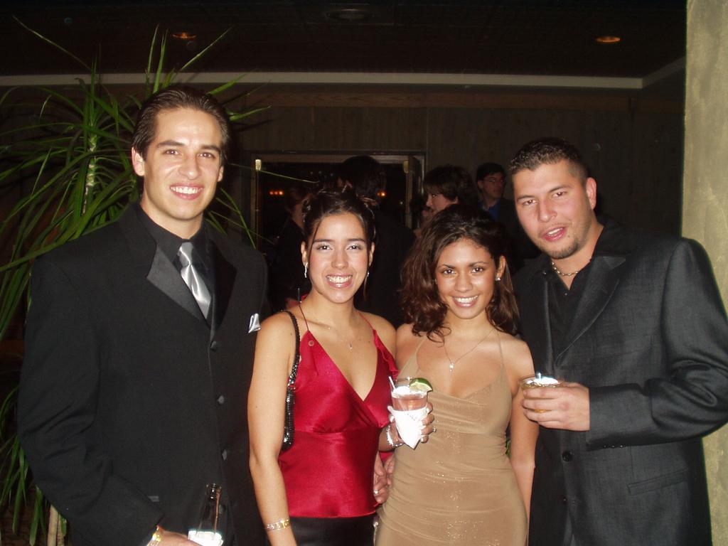 2002/12(December)/New-Years-Eve-Gala/1024x768_PC310018.JPG
