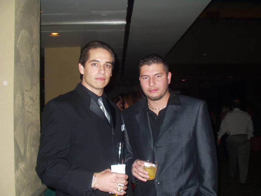 2002/12(December)/New-Years-Eve-Gala/1024x768_PC310022.JPG