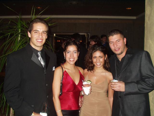 2002/12(December)/New-Years-Eve-Gala/640x480_PC310018.JPG