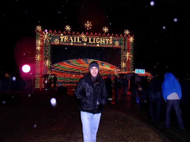 2002/12(December)/Trail-of-Lights/640x480_PC220023.JPG