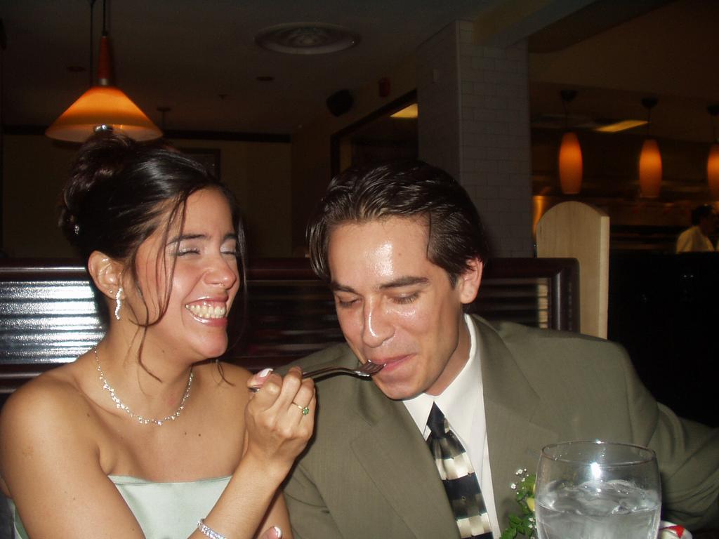 2003/02(February)/Wedding-and-Honeymoon/1024x768_P1010020.JPG