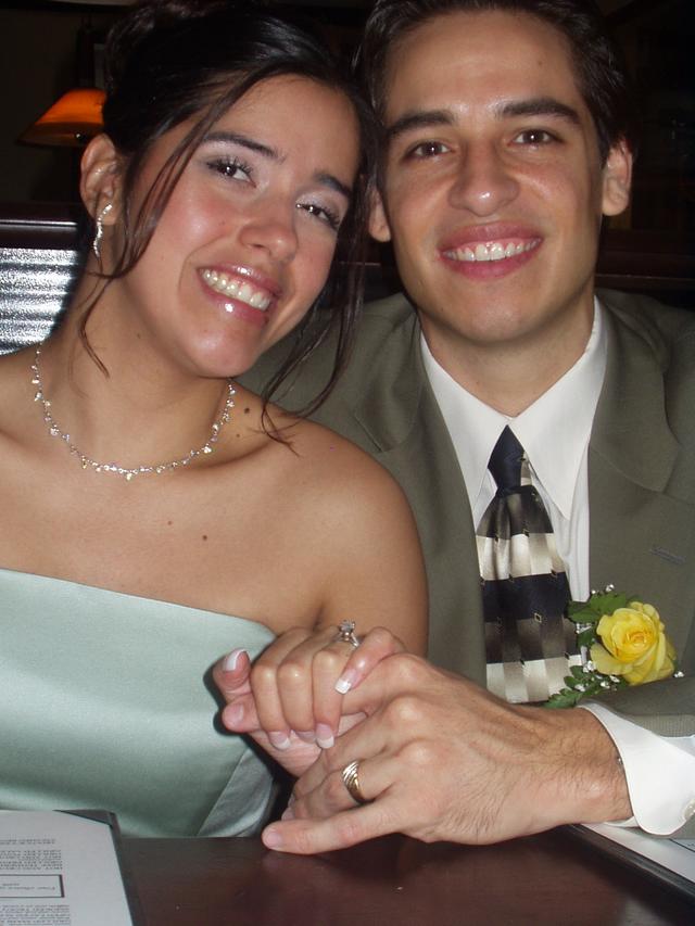 2003/02(February)/Wedding-and-Honeymoon/640x480_P1010017_2.JPG