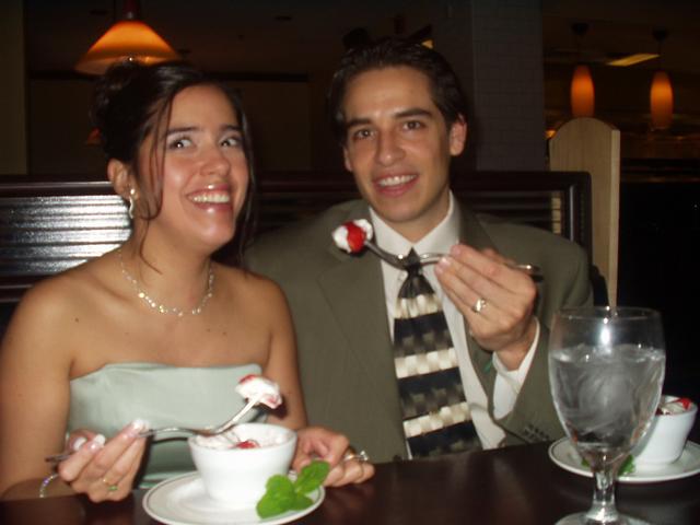 2003/02(February)/Wedding-and-Honeymoon/640x480_P1010018.JPG