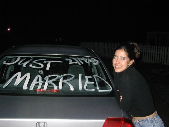 2003/02(February)/Wedding-and-Honeymoon/640x480_P2140066.JPG
