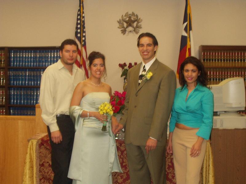 2003/02(February)/Wedding-and-Honeymoon/800x600_P1010010.JPG