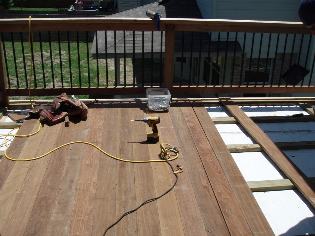 2006/04(April)/New-Deck/1024x768_P5130009.JPG