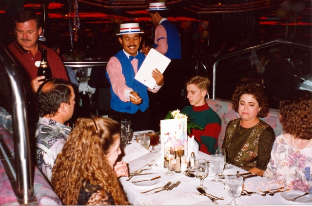 1993-12-22-Cruise-03.jpg