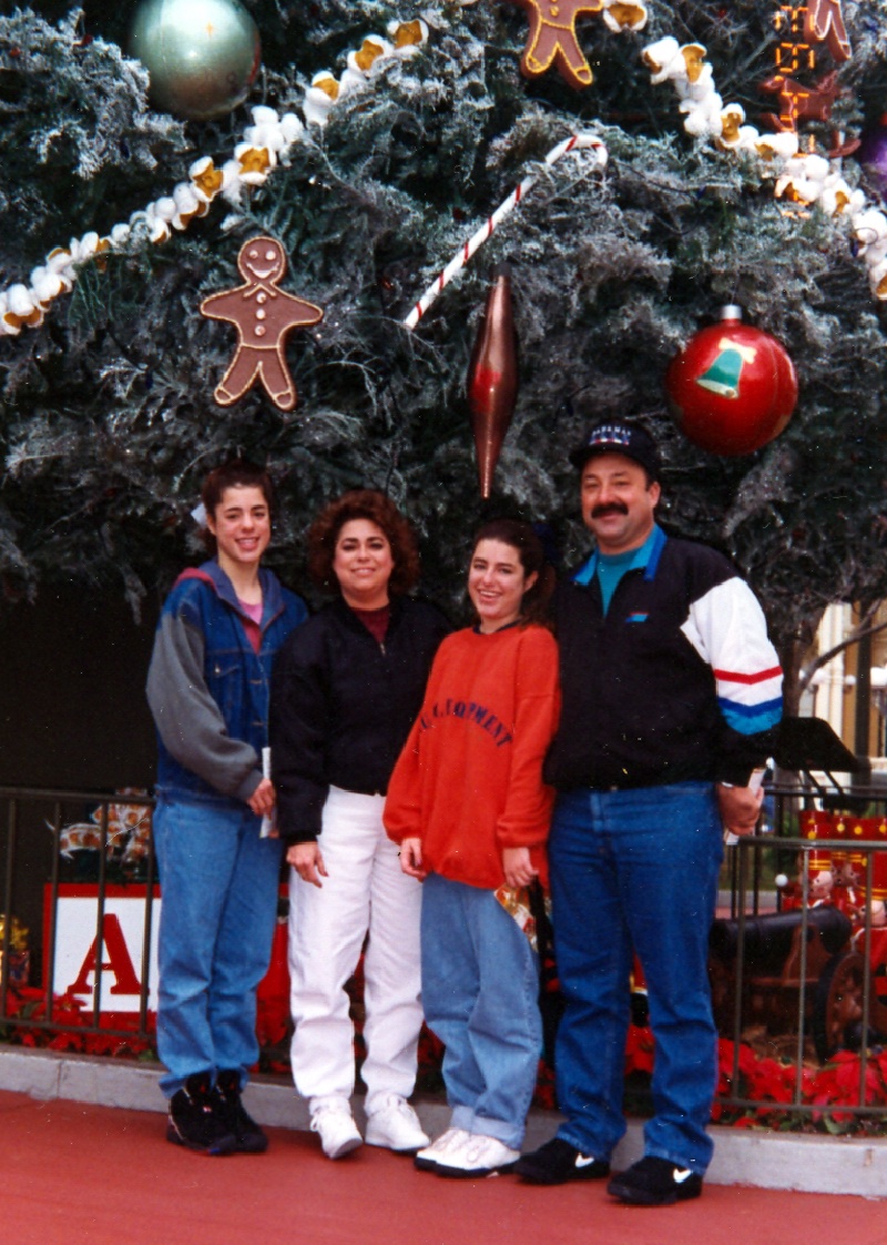 1993-12-24-Disney-World-12.jpg