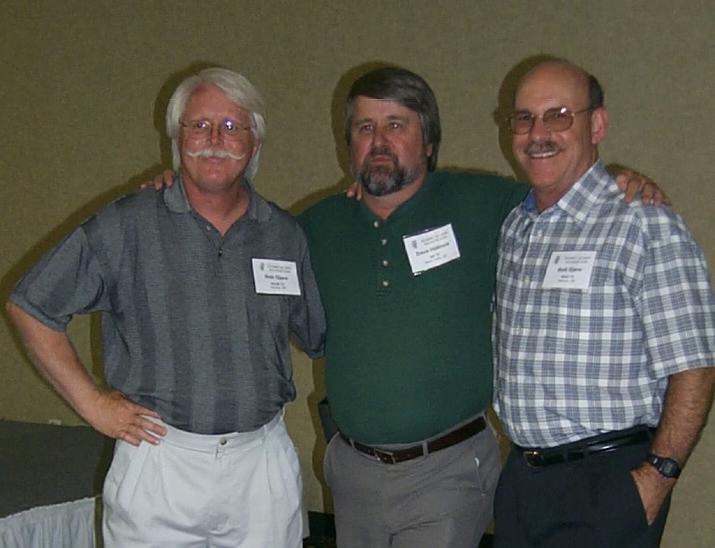 2000/00(SDSMT_REUNION)/1024x768_2000-07-07-1807-Dave-Holmoe-2-Bob-Gjeres.JPG
