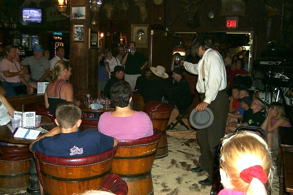 2000-07-08-1829-Deadwood-Renactment-Wild-Bill-Shooting.JPG