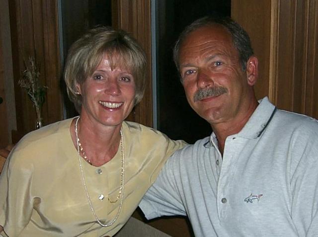 2000/00(SDSMT_REUNION)/640x480_2000-07-08-1840-Barb-Jerry-Mitzel.JPG
