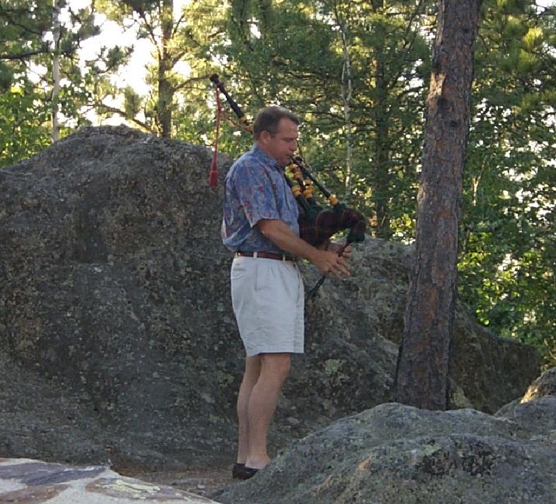 2000-07-06-1798-Sylvan-Lake-Delta-Mutchler-Bagpipes.JPG