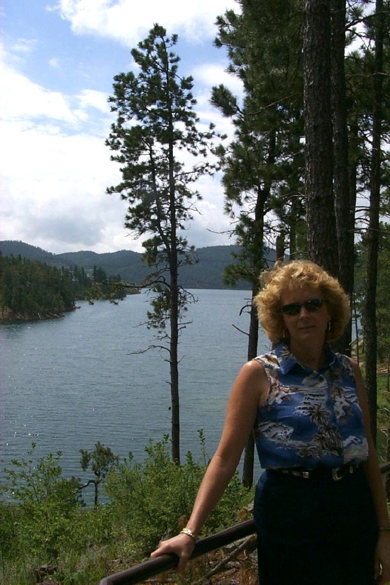 2000/00(SDSMT_REUNION)/800x600_2000-07-10-1859-Pactola-Lake.JPG