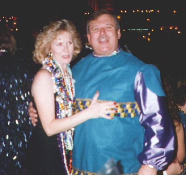 2000/00Mardi_Gras_Past_1995-1999/640x480_1996-02-18-Jim-Janeen.JPG