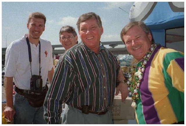 1998-02-MGfloat4guys.jpg