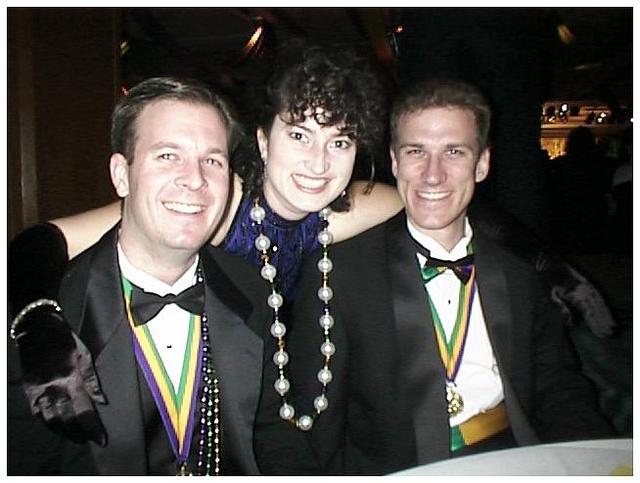 2000/00Mardi_Gras_Past_1995-1999/640x480_1999-01-TravSuziKev.jpg