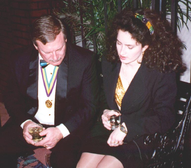 2000/00Mardi_Gras_Past_1995-1999/800x600_1997-01-11-Susie-Jim.jpg