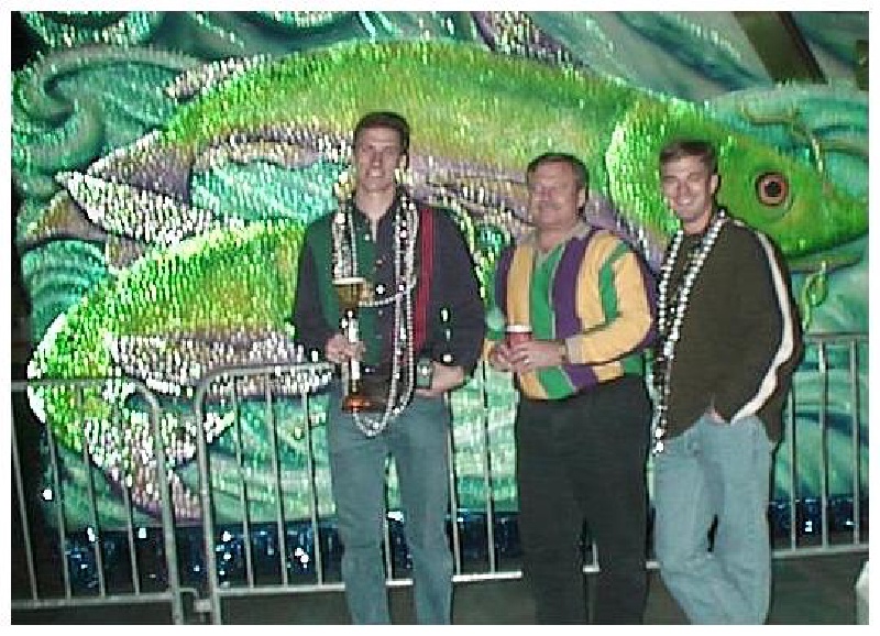 2000/00Mardi_Gras_Past_1995-1999/800x600_1999-02-12-BJ-Trav-Jus-Dad.jpg