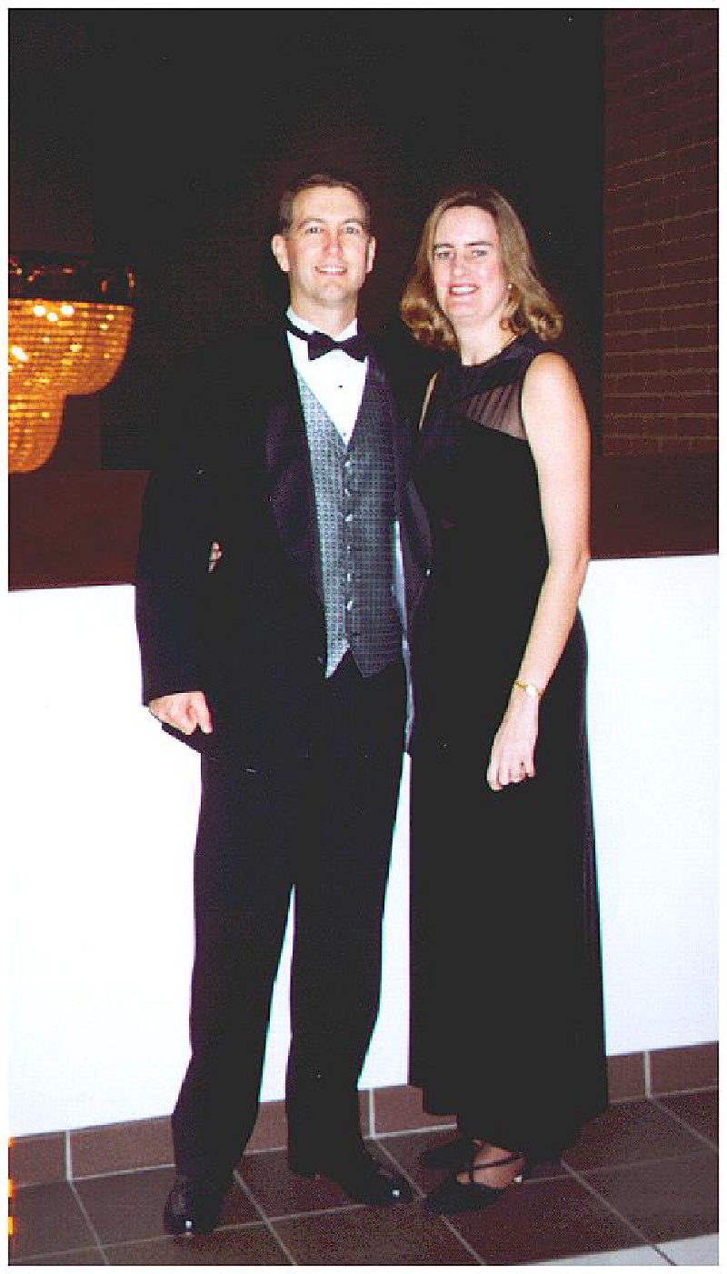 1999-02-13-aextravCarlaMike.jpg