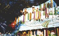 1996-02-17-Randy-Jim-Float.jpg
