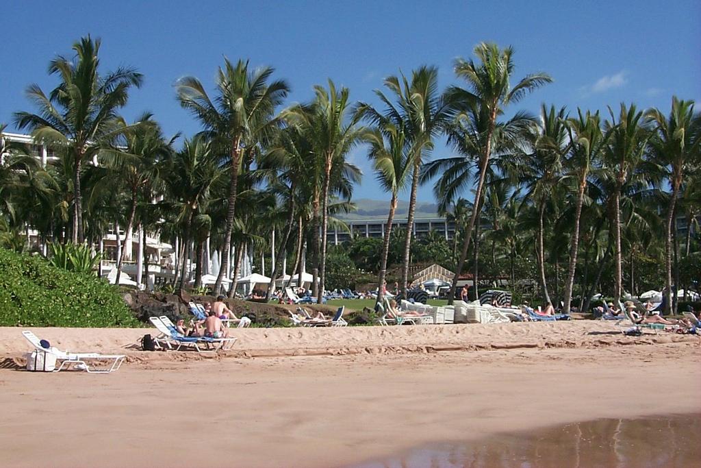 2000-01-27-892-Grand-Wailea-Beach.JPG