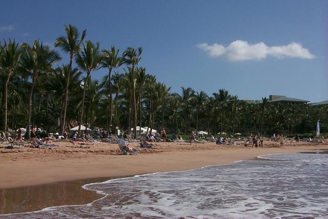 2000-01-27-893-Grand-Wailea-Beach.JPG