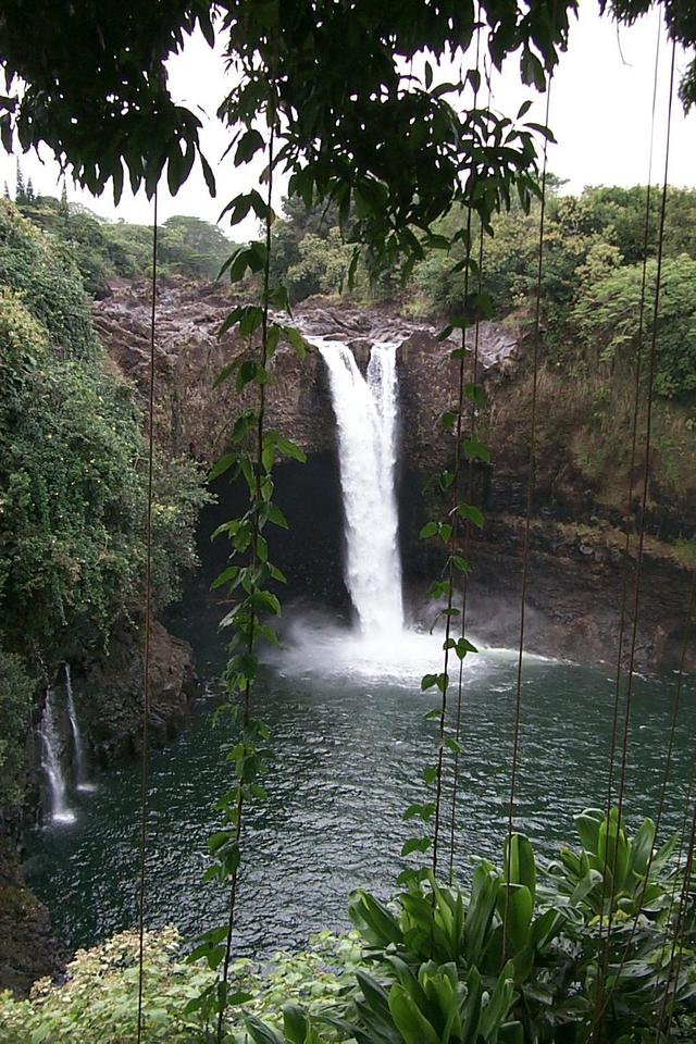 2000-01-28-932-Big-Island-Hilo-Hawaii-RainbowFalls.JPG