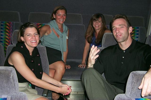 2000-01-28-938-Dine-a-Round-Pacific-Cafe-Another-Bus-Ride.JPG