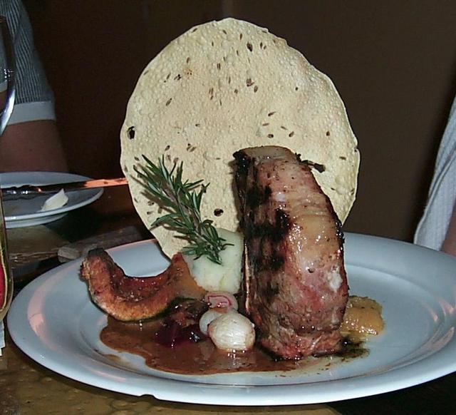 2000/01(January)/Hawaii/640x480_2000-01-28-944-Dine-a-Round-Pacific-Cafe-Fancy-Pork-Chop.JPG