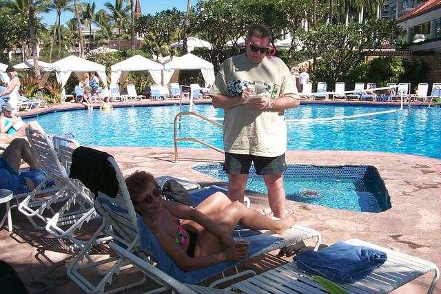 2000-01-30-972-Barclays-at-the-pool.JPG