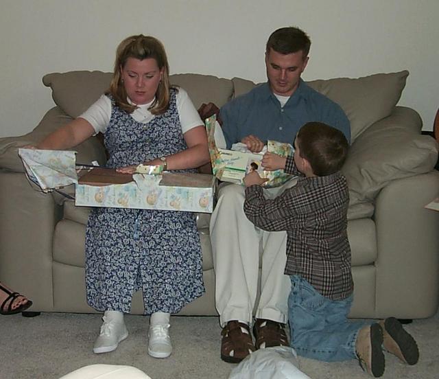 2000/01(January)/Katie_and_Justins_Baby_Shower/640x480_2000-01-22-837-Opening-Gifts-from-GrGrandparents.JPG
