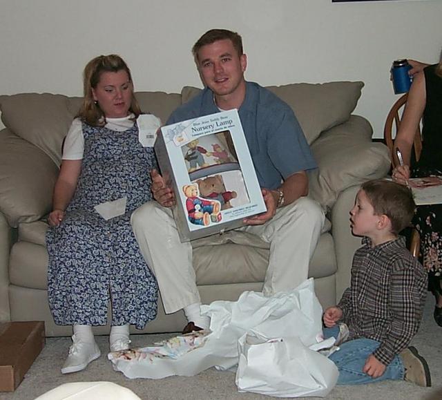 2000/01(January)/Katie_and_Justins_Baby_Shower/640x480_2000-01-22-847-Dundee-Lamp.jpg