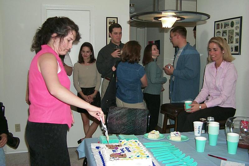 2000/01(January)/Katie_and_Justins_Baby_Shower/800x600_2000-01-22-853-Susie-Cake.JPG