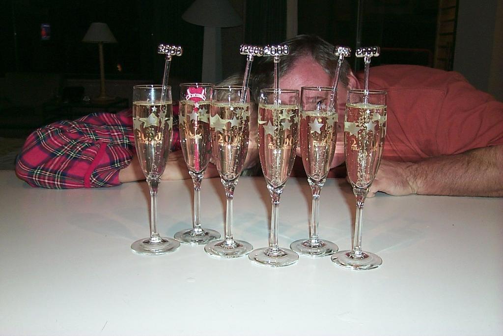 1999-12-31-736-Glasses-Jim-Donna.JPG