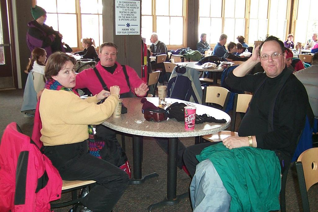 2000/01(January)/New-Years-in-Lake-Tahoe/1024x768_2000-01-04-767-SkiBreak.JPG