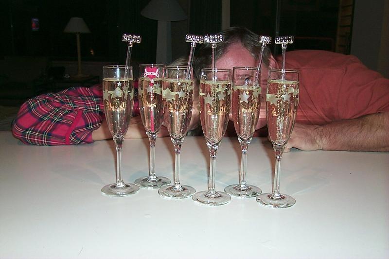 2000/01(January)/New-Years-in-Lake-Tahoe/800x600_1999-12-31-736-Glasses-Jim-Donna.JPG