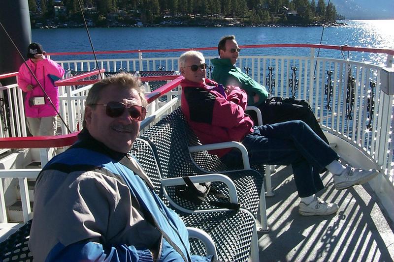 2000/01(January)/New-Years-in-Lake-Tahoe/800x600_2000-01-03-750-Deck-on-MSDixieII.JPG