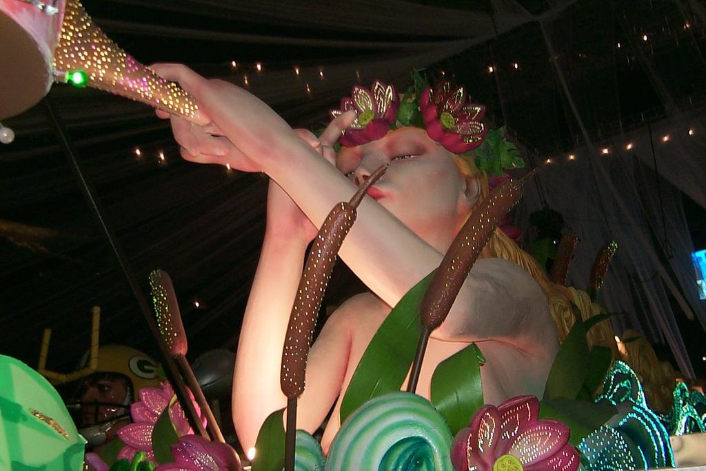 2000/03(March)/MardiGras/1024x768_2000-03-03-1076-float.JPG