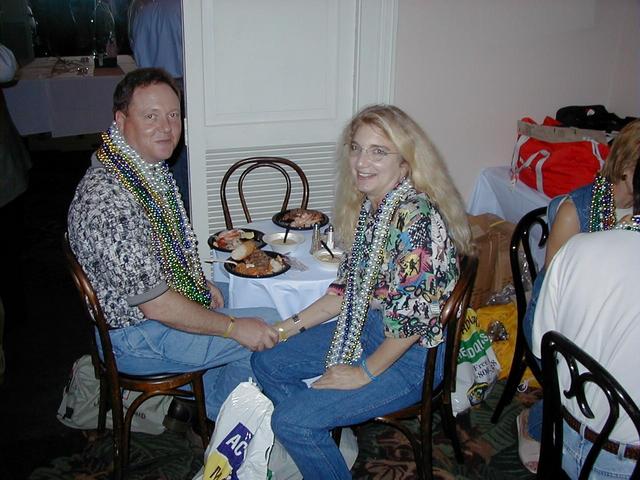 2000/03(March)/MardiGras/640x480_2000-03-02-Balcony-Party-Mike-Paula.JPG