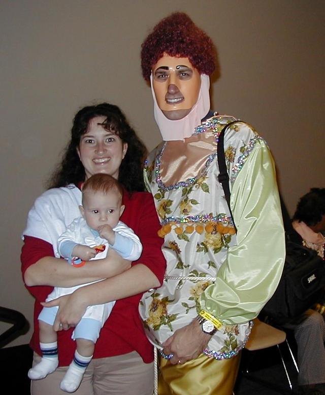 2000/03(March)/MardiGras/640x480_2000-03-04-04-travis-susie-chance.JPG