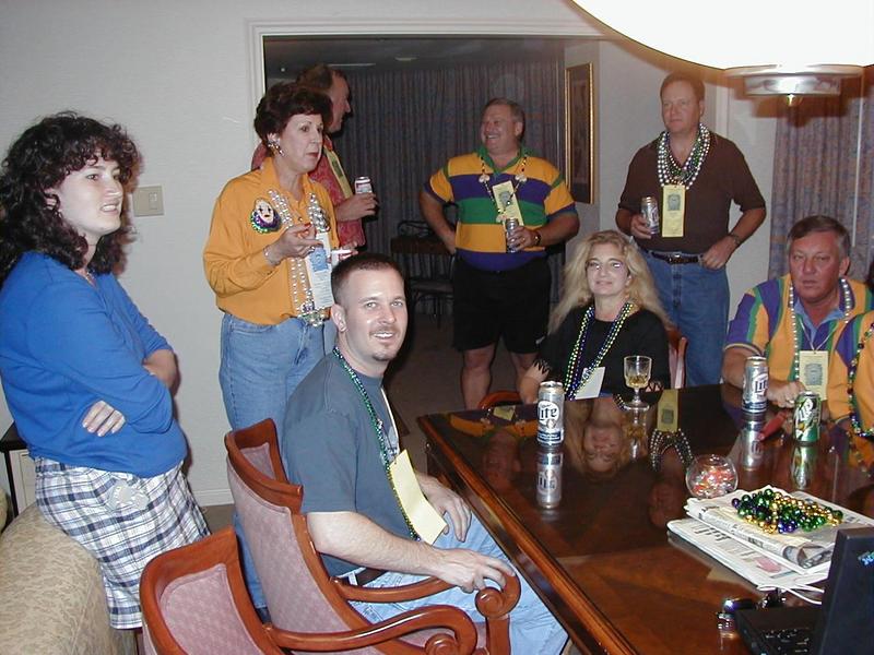 2000/03(March)/MardiGras/800x600_2000-03-03-07-Beans-Jeans-PreParty.JPG
