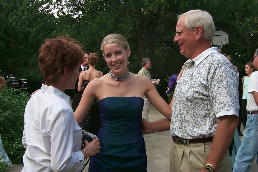 2000/04(April)/Westlake-Prom/1024x768_P0001407.JPG