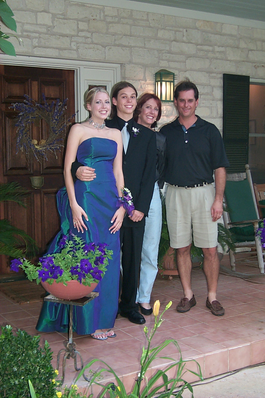 2000/04(April)/Westlake-Prom/1024x768_P0001408.JPG