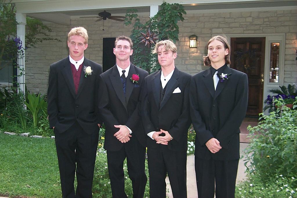 2000/04(April)/Westlake-Prom/1024x768_P0001424.JPG