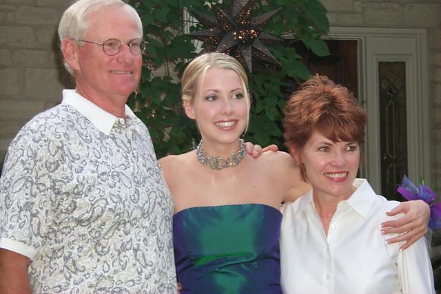 2000/04(April)/Westlake-Prom/640x480_P0001420.JPG