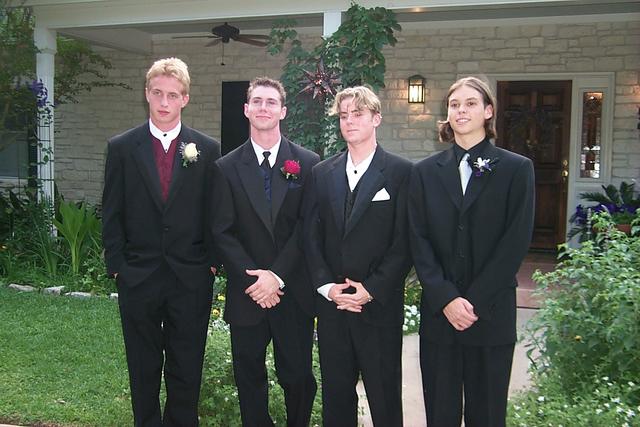 2000/04(April)/Westlake-Prom/640x480_P0001424.JPG