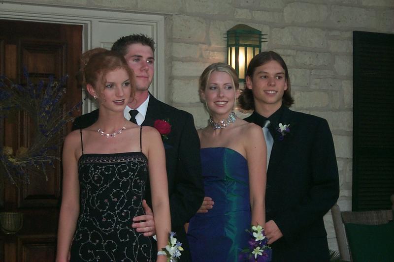 2000/04(April)/Westlake-Prom/800x600_P0001415.JPG