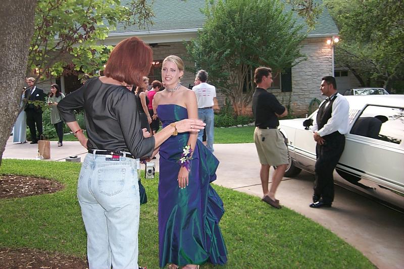 2000/04(April)/Westlake-Prom/800x600_P0001422.JPG
