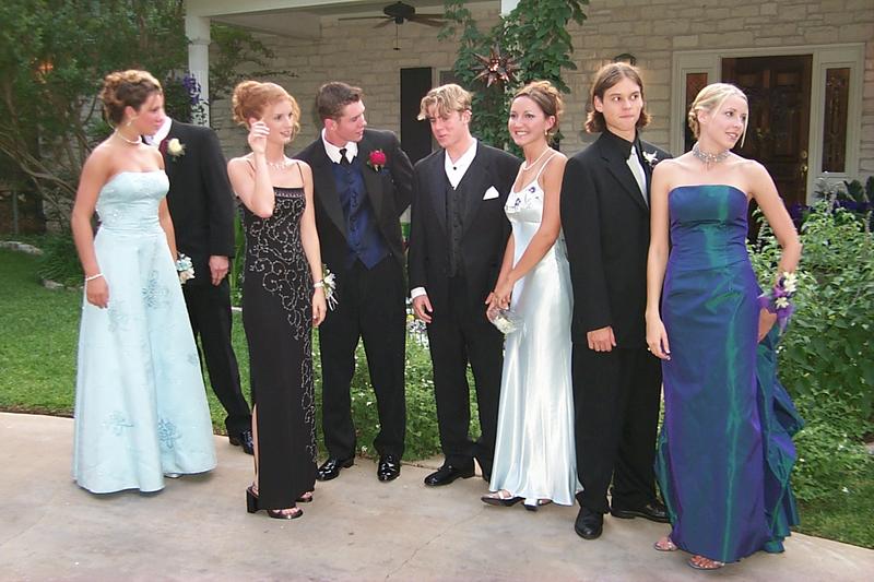 2000/04(April)/Westlake-Prom/800x600_P0001430.JPG